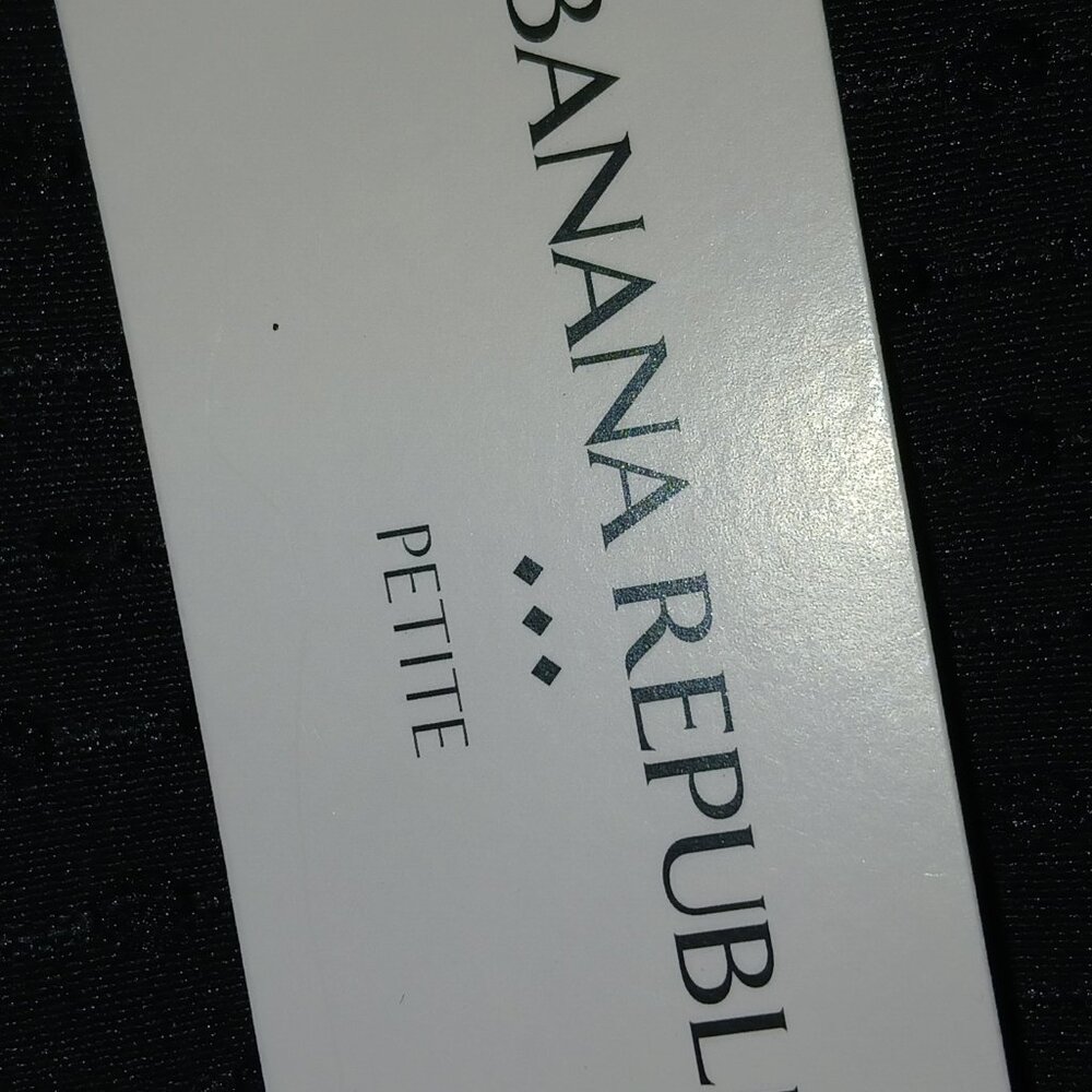 Banana Republic NWT "Little Black Dress" - Picture 4 of 4
